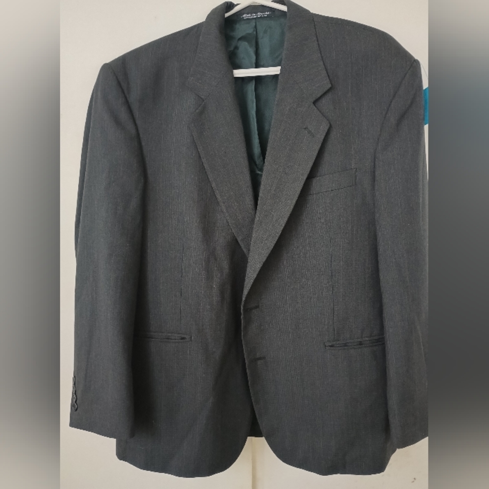 SELLING A KILBURNE AND FINCH FORMAL JACKET SIZE 43R/ W37.